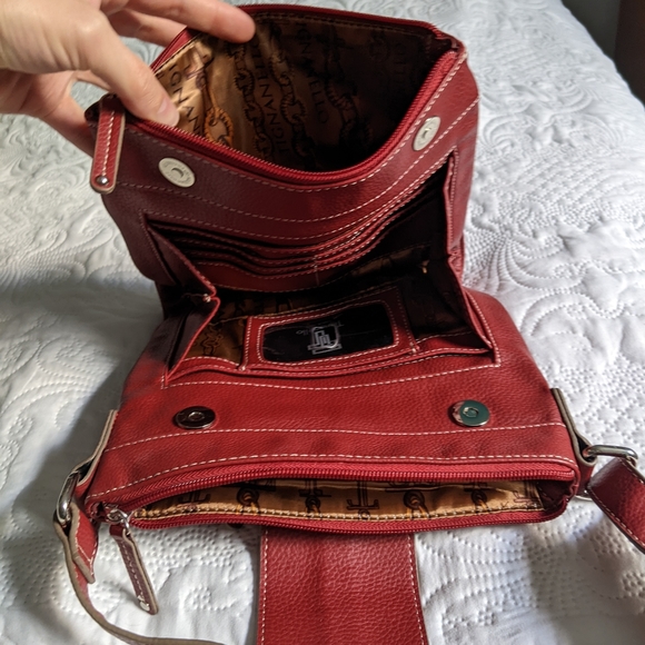 Red Tignanello leather crossbody bag - Picture 4 of 8